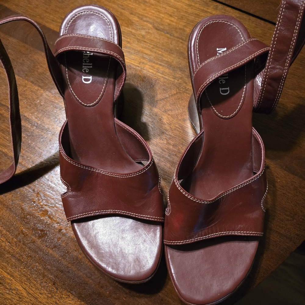 Michelle D Women's Dark Brown Sandals